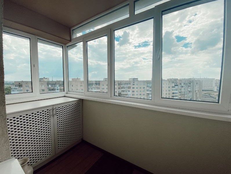 Продам 4кімнатну квартиру. 175кв.м.Центр.Власник