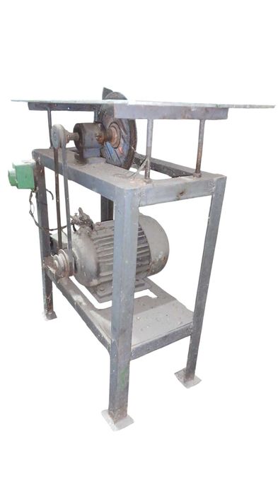 Продам циркулярный станок в рабочем состоянии