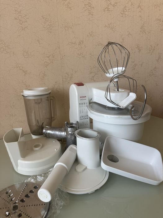 Кухонный комбайн BOSCH