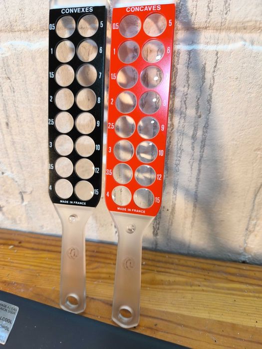 Linijki do skiaskopii