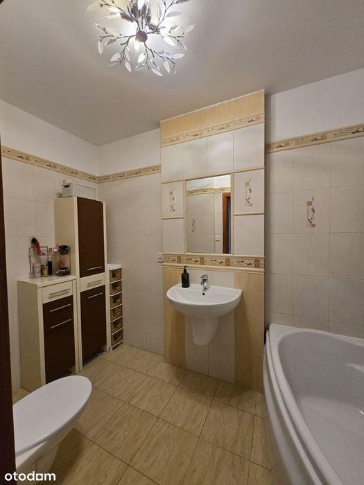 Dom W Zabudowie Bliźniaczej – Centrum Kosakowa | Działka 800 M²