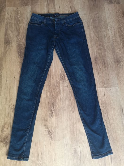 Spodnie bershka rozmiar 36