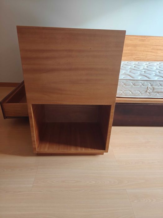 Cama estúdio 190x100 - 4 gavetas - transformável em cama de Casal