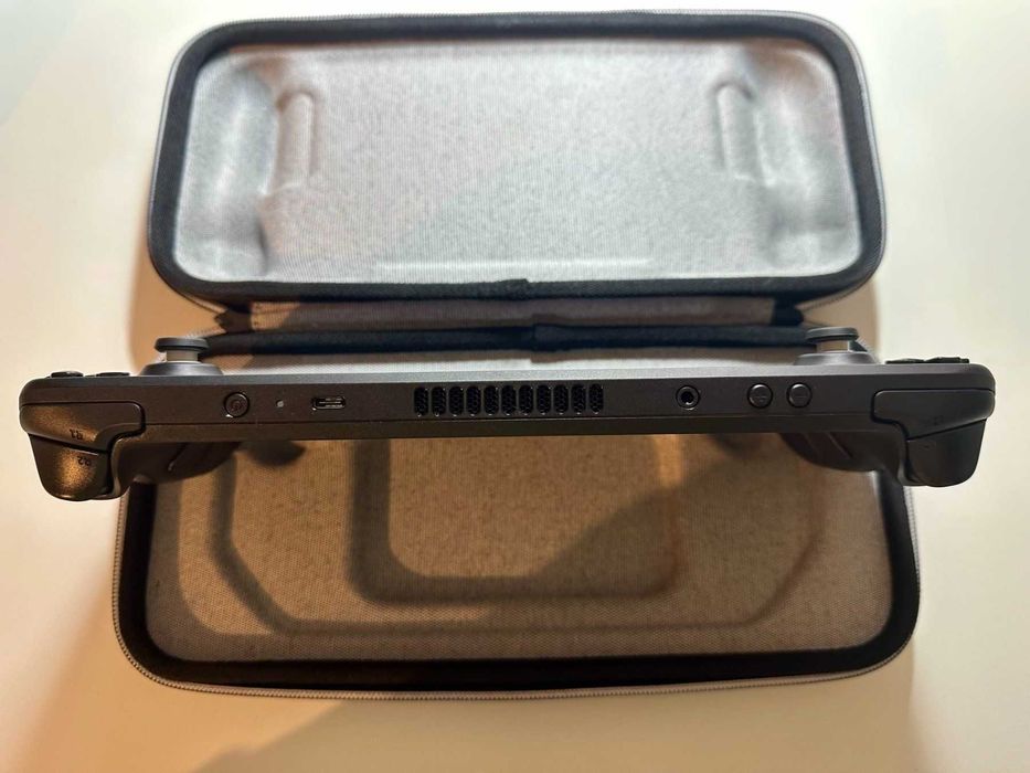 Steam Deck 256 GB LCD Приставка гральна консоль