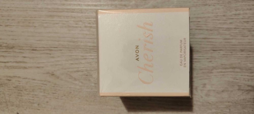 perfumy cherish avon