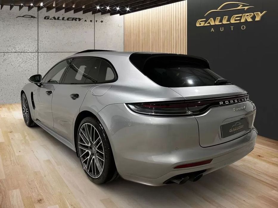 Porsche Panamera Sport Turismo 4 E-Hybrid