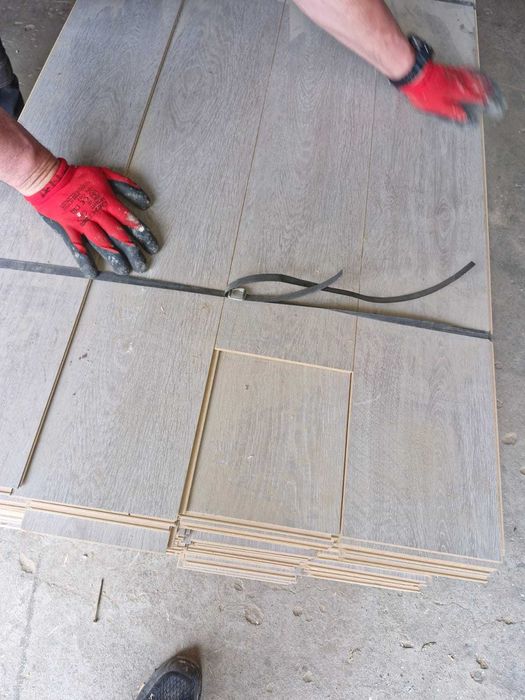 Panele podlogowe mdf 8mm uzywane na targach