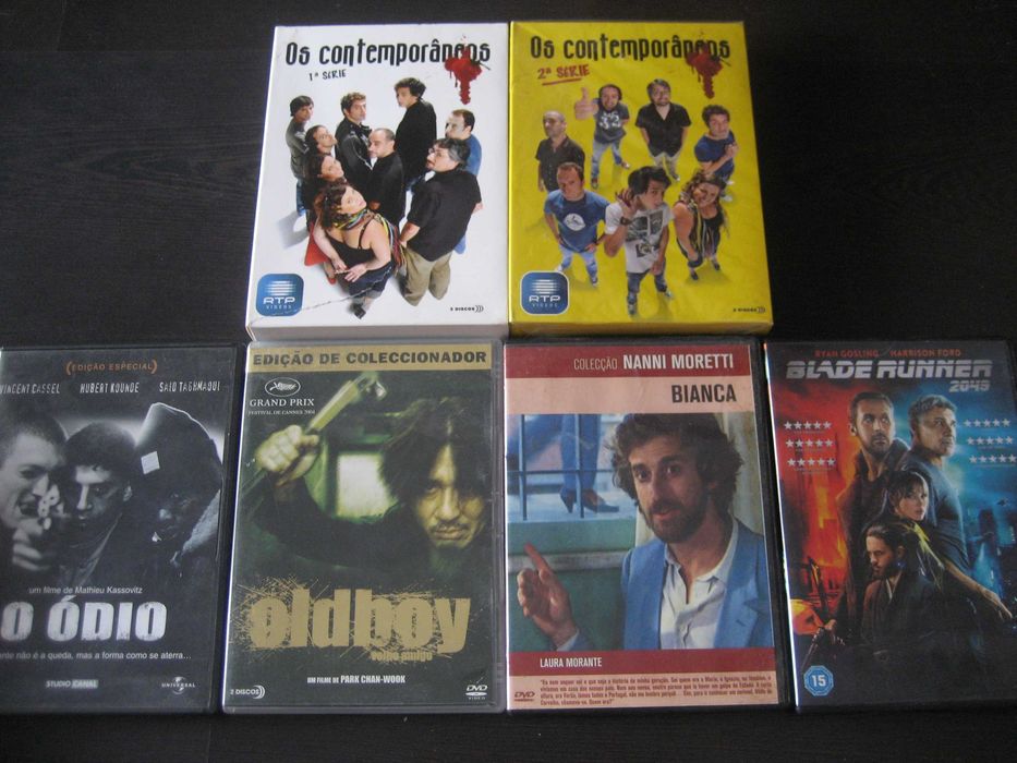 Dezenas de DVDs de filmes de todos os géneros (A-E)