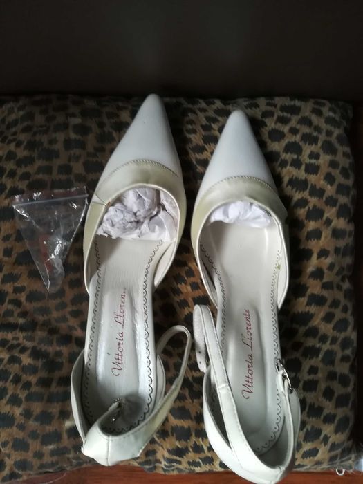 Buty/Pantofle ślubne r. 38 ecru