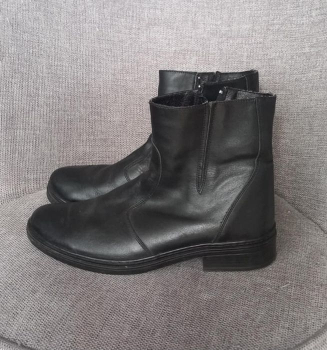 Czarne skórzane męskie ocieplane buty,r.42