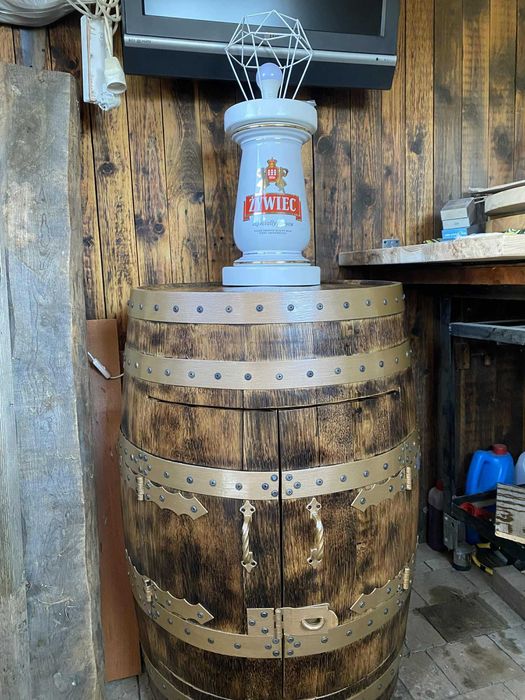 Barek z beczki dębowej po Whisky.