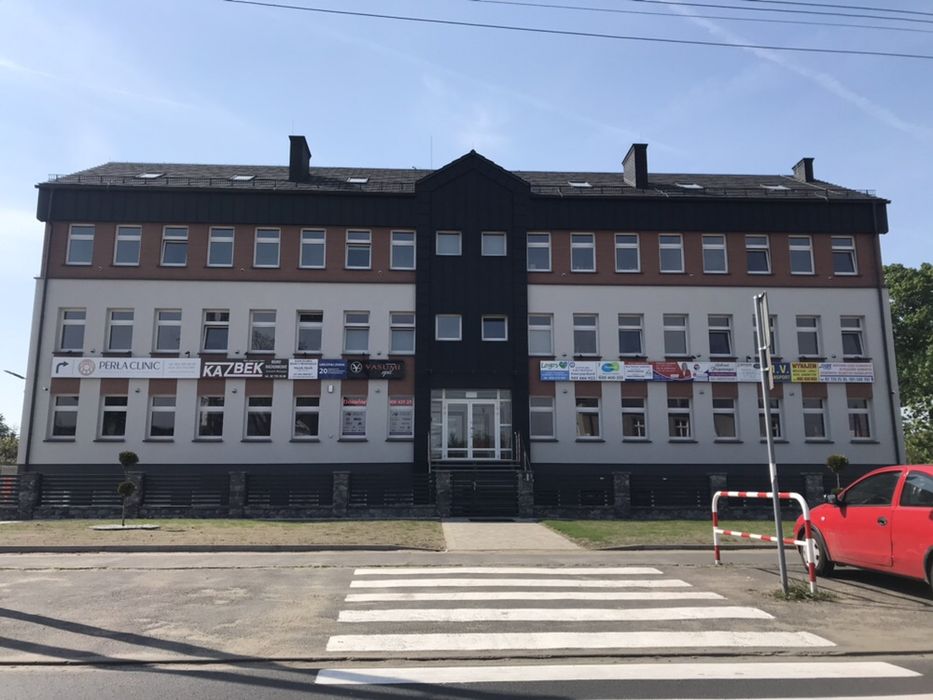 Biuro / lokal / Kancelaria / nfz LEKARSKI KOSMETYCZNY Krotoszyn WINDA