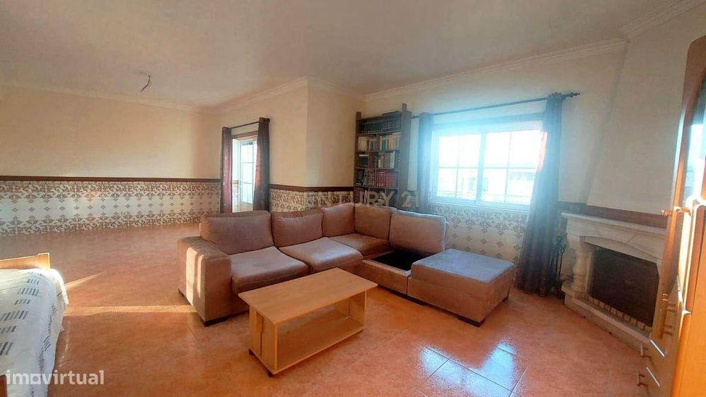 Apartamento T3 em Chamusca com Vista e Excelentes Acabamentos