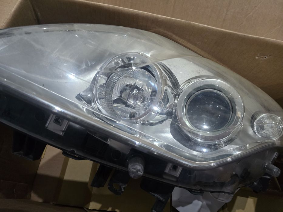 Lampy Renault Laguna 3