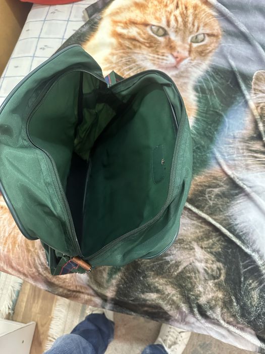 3 mochilas de viagem com : pequena , media , grande de cor verde