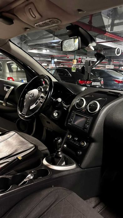 Vendo carro Nissan Quashqai 2010, em excelente estado, impecável