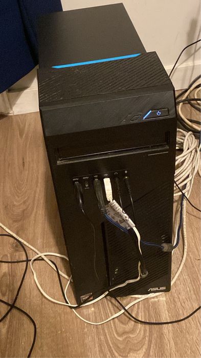 Computador ASUS AMD Ryzen 5 3600G - 500GB SSD - 8GB RAM