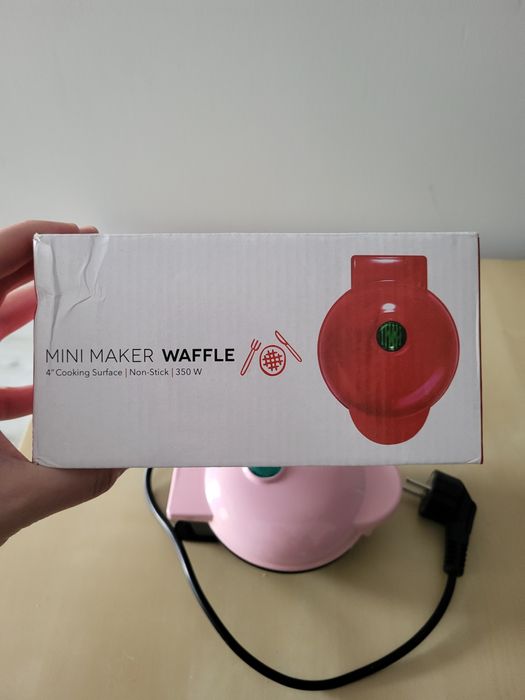 Mini różowa gofrownica