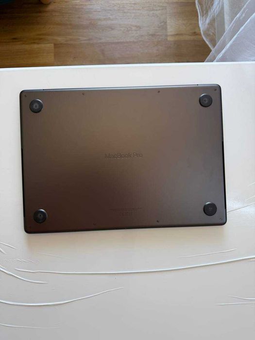 MacBook Pro 14" M4 Pro 24 GB RAM / 512 GB SSD Late 2024 Space Black