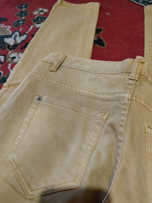 Продам джинсы"DSQUARED"