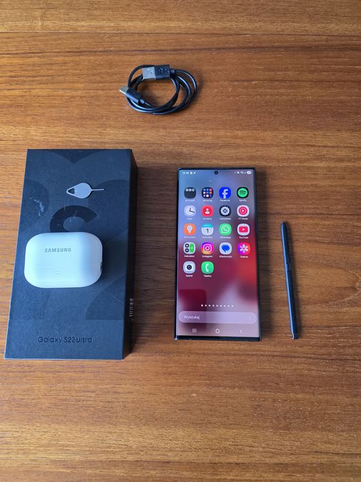 Samsung Galaxy S 22 ultra+ słuchawki gratis