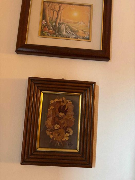 quadros com moldura em madeira