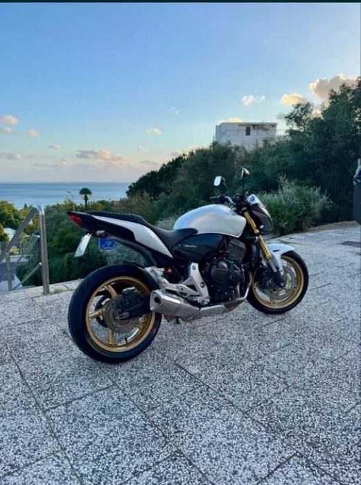 Honda Hornet CB600F 2013 - 39.200 km - Como Nova
