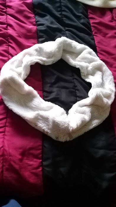 Cachecol fechado Echarpe branco e castanho