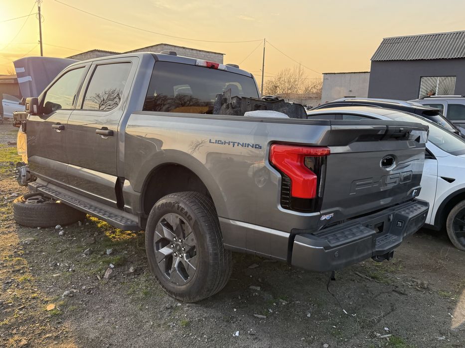 Ford F-150 LIGHTING 2024 р.