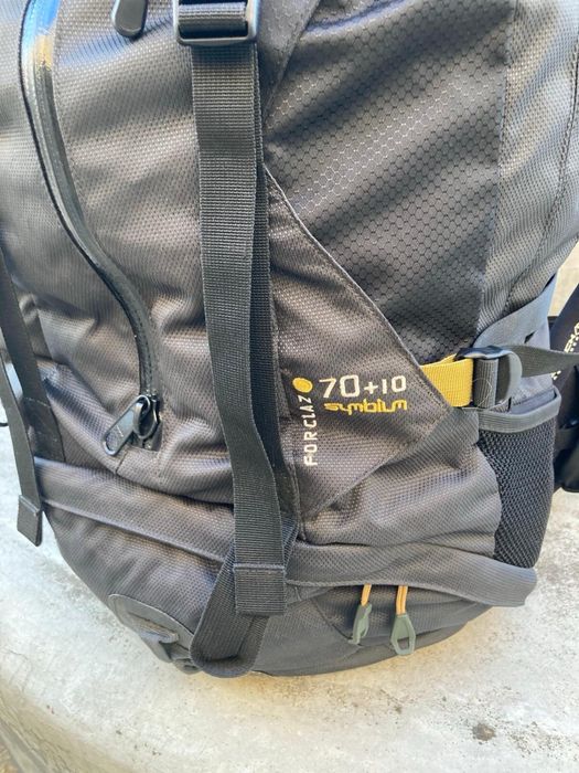 Mochila trekking 70+10L