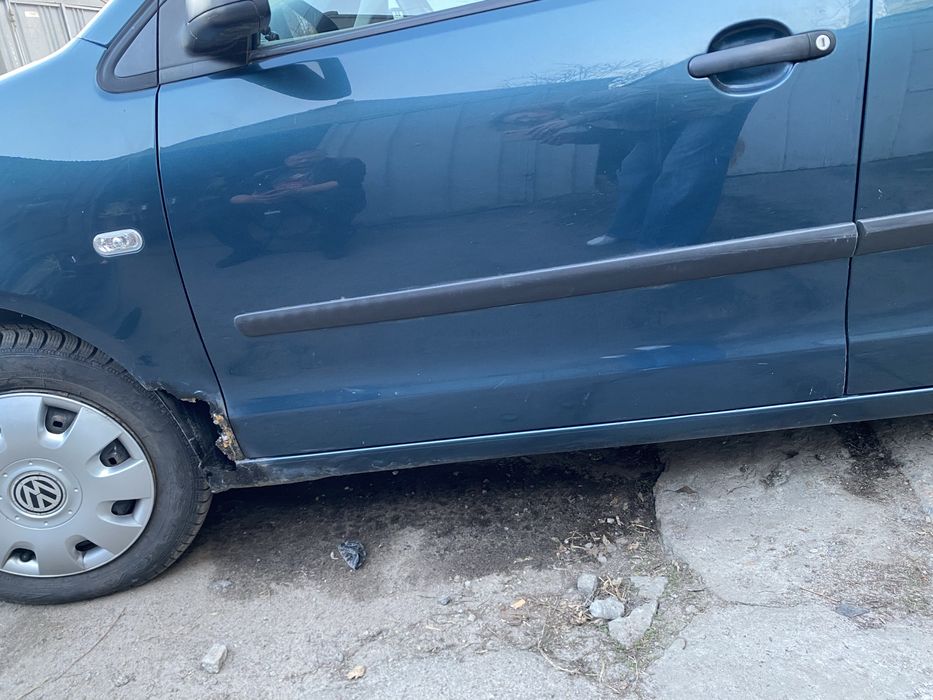 Авто Volkswagen Polo 2004