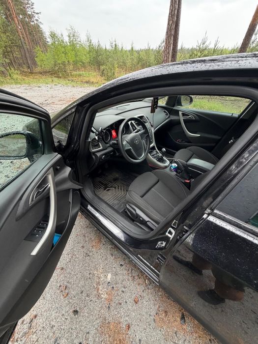 Opel Astra J 1.6 benzyna/lpg