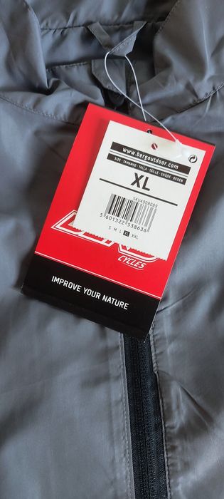 Casaco Corta vento Berg XL