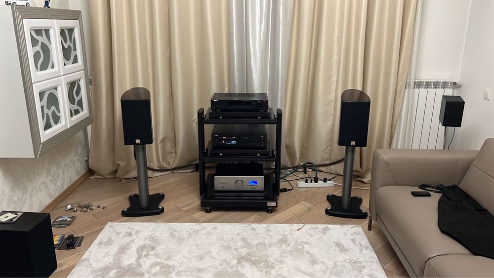 Стойка для аудио Hi-Fi Hi-End Finite Elemente, HRS, Copulare, Harmonix