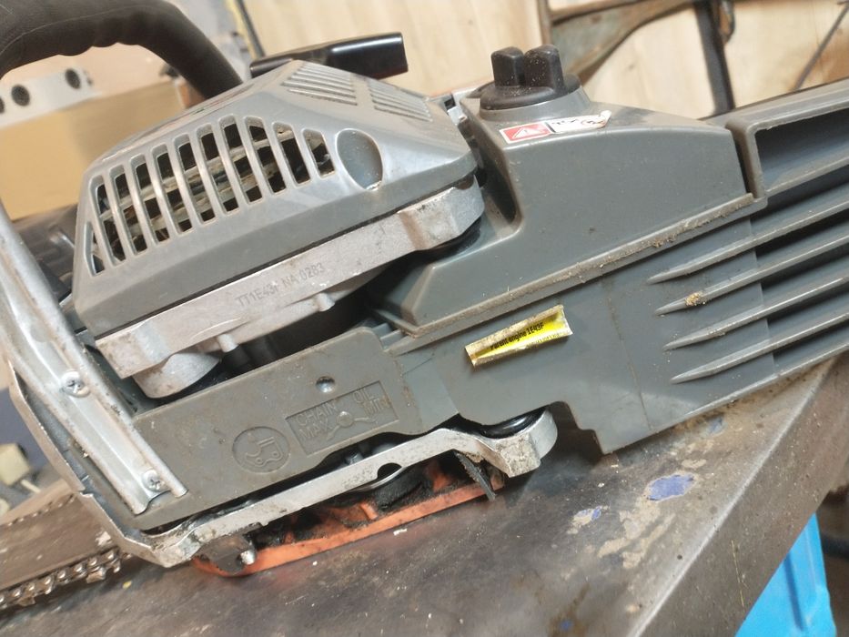 Piła NAC CST 45 na chodzie