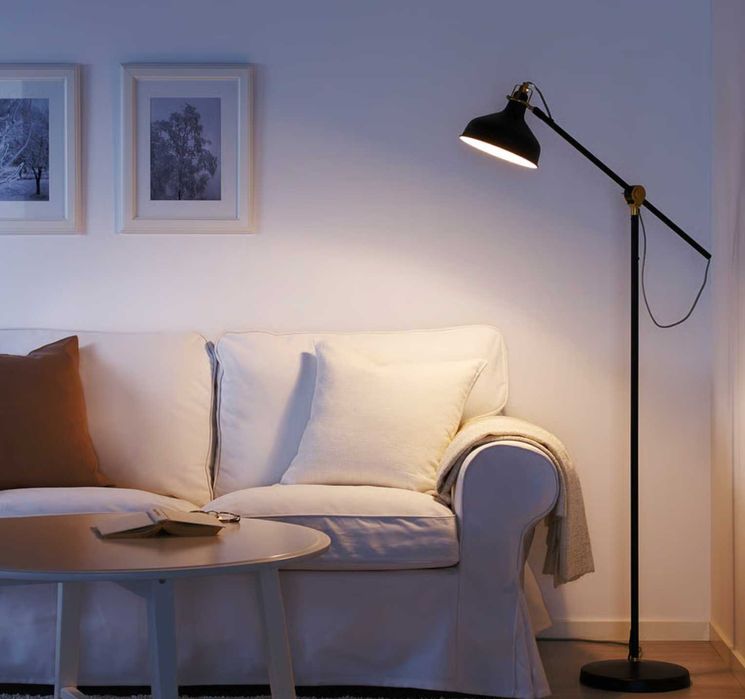 Candeeiro de pé IKEA premium