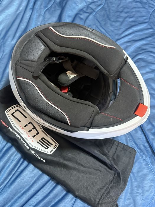 Capacete CMS branco com viseira + saco original (como novo)