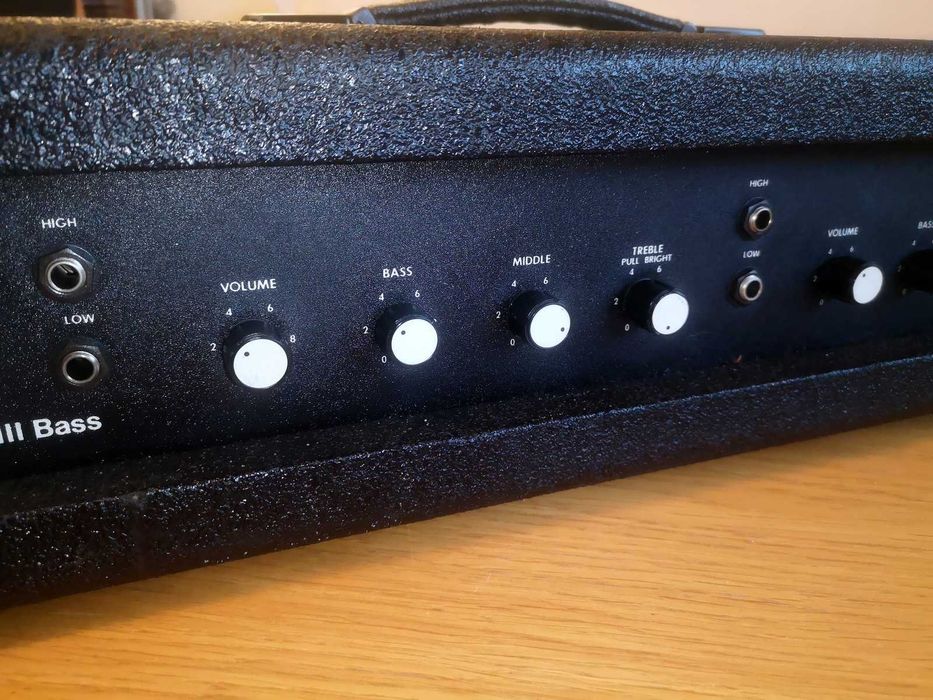 KUSTOM  III BASS świetny head basowy USA