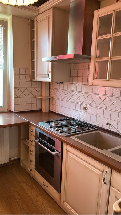 2 pokoje 42 m2 Bydgoszcz -Fordon  Oś. Bohaterów  Blisko Politechniki  4 przystanki  .Mieszkanie w sercu Fordonu  .Pełna infrastruktura+komunikacja .