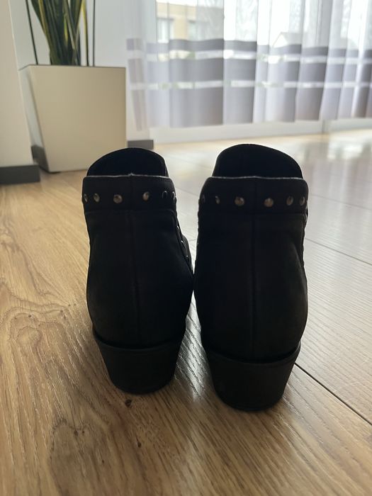 Czarne botki/kowbojki nubuk -Lasocki-duże 37,wypada na 37,5, stan bdb!