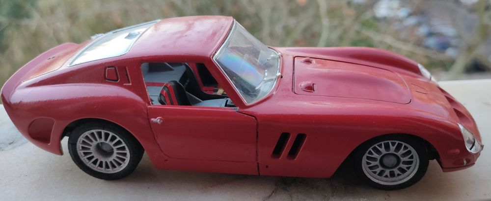 Ferrari 250 GTO (1962) Burago 1/24