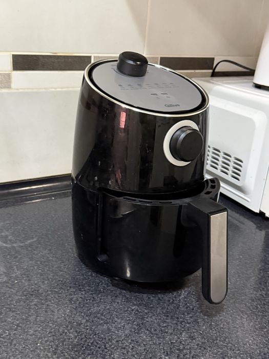 Air Fryer Qilive 2,5L – 1200W – Bom estado
