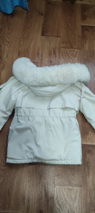 Курточка  тепла  в гарному стані