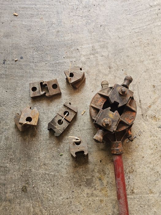 TARRAXA MANUAL ( Abre roscas)