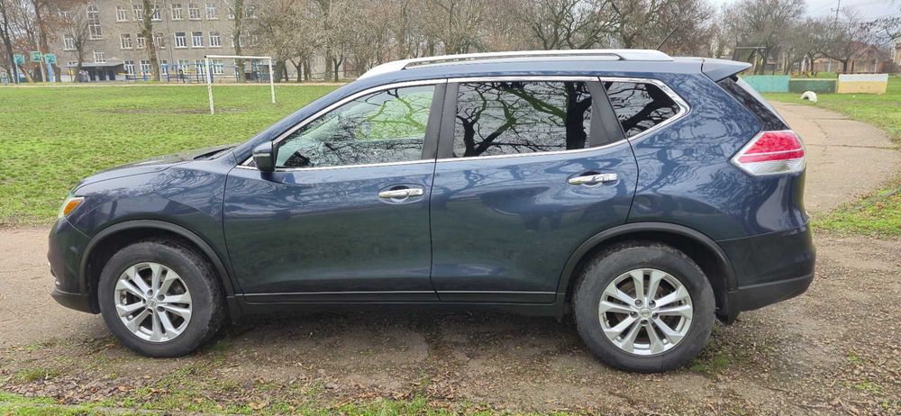 Nissan Rogue SV AWD 2015