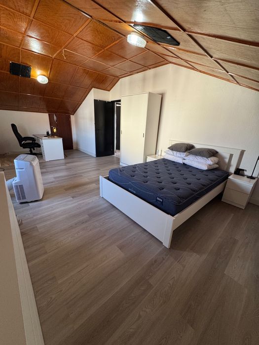 T2 com Terraço | Quinta do Conde | 1.000€ | Disponível 05/10