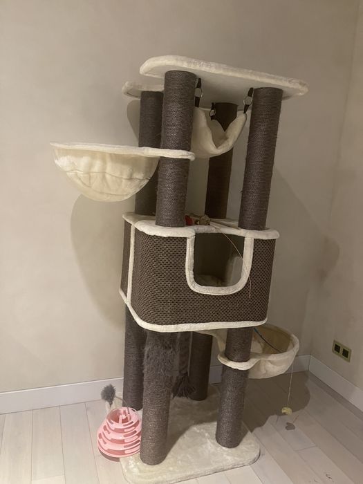 Б/у Дряпка-комплекс Trixie «Humberto» XXL 174 см (кремовий)