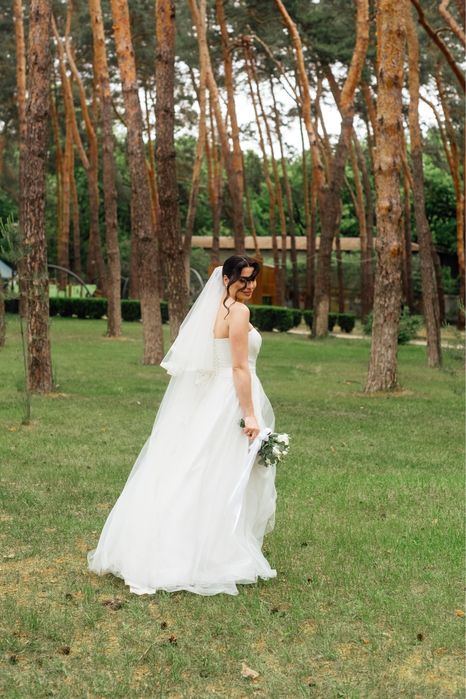 Весільна сукня 2024 року