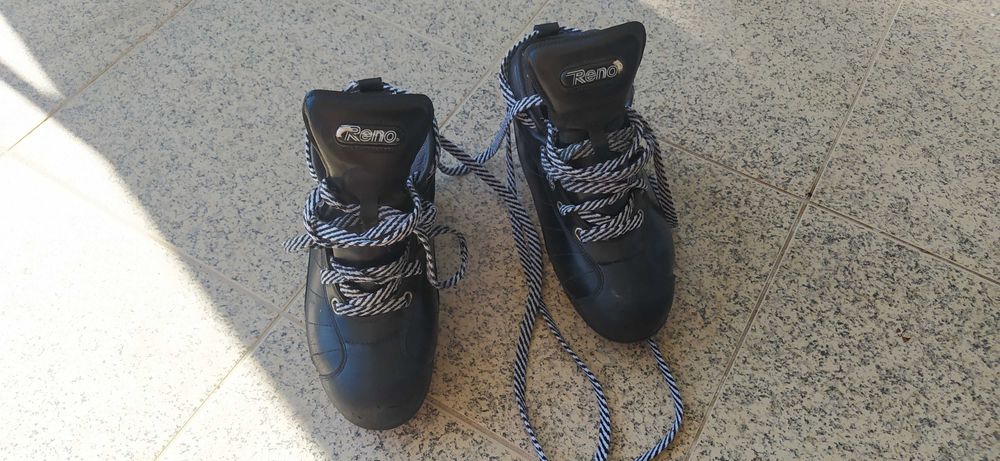 Botas de hóquei em patins Reno 38