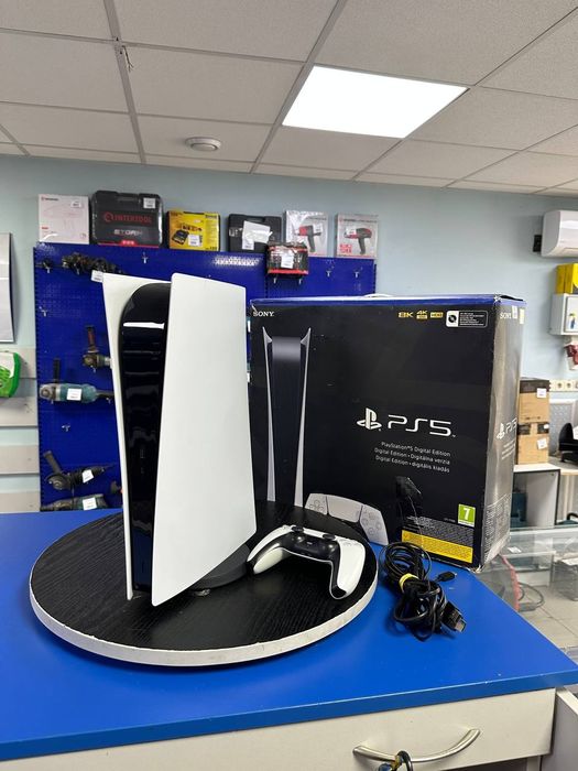 Sony PlayStation 5 Digital Edition 825gb.